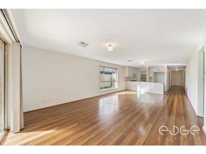 11 Costa Street, Munno Para West SA 5115