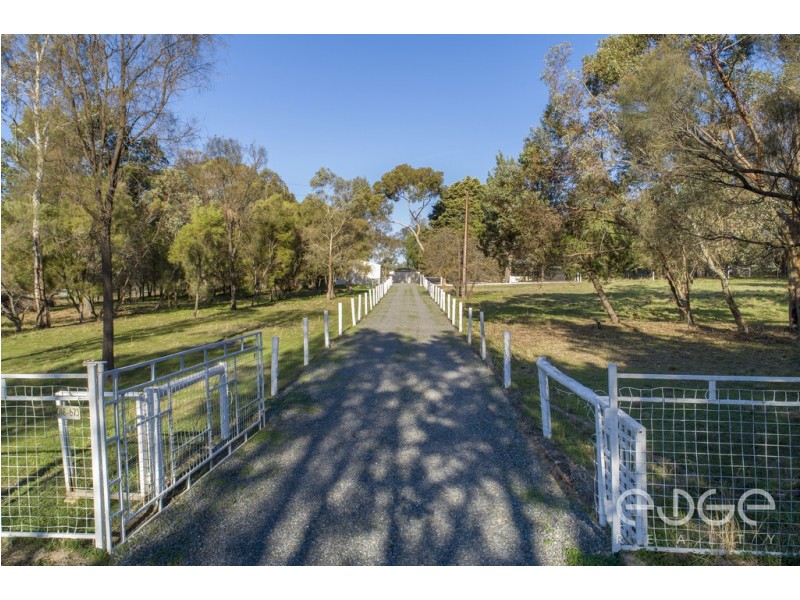 14 Creek Road, Cockatoo Valley SA 5351