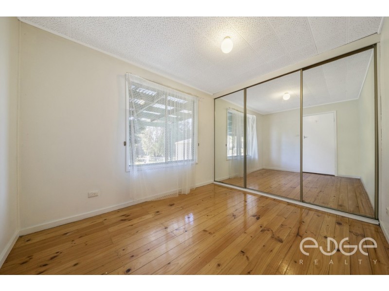 14 Creek Road, Cockatoo Valley SA 5351