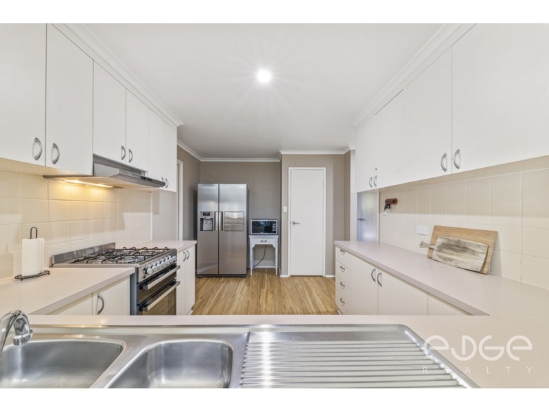 22 Brisbane Drive, Salisbury Heights SA 5109