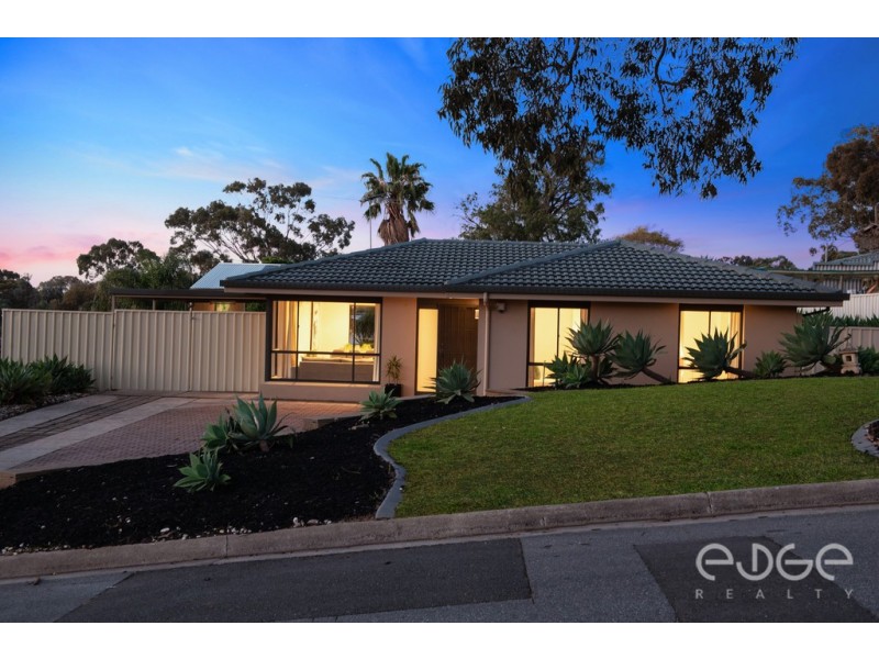 8 Mckenzie Crescent, Gulfview Heights SA 5096