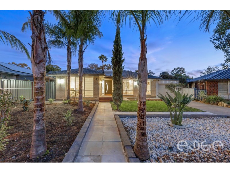 32 Francis Crescent, Salisbury Heights SA 5109