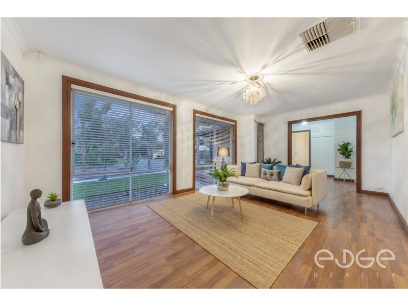 32 Francis Crescent, Salisbury Heights SA 5109
