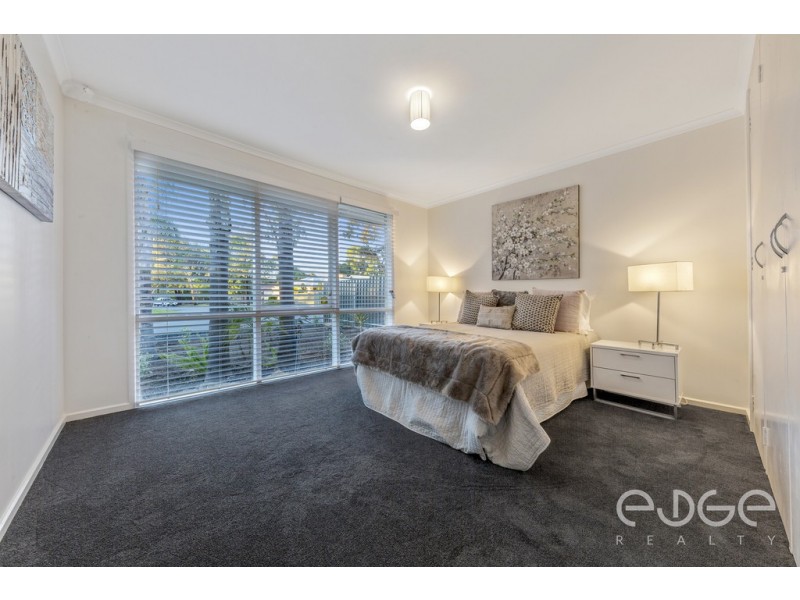 32 Francis Crescent, Salisbury Heights SA 5109