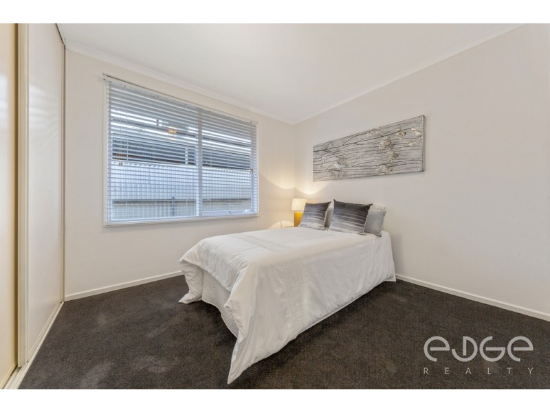 32 Francis Crescent, Salisbury Heights SA 5109