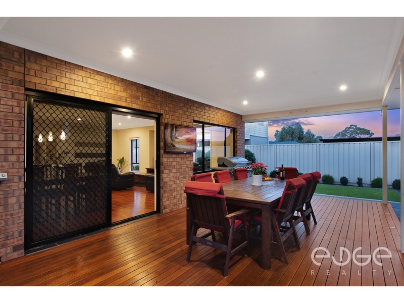 28 Oakridge Circuit, Golden Grove SA 5125