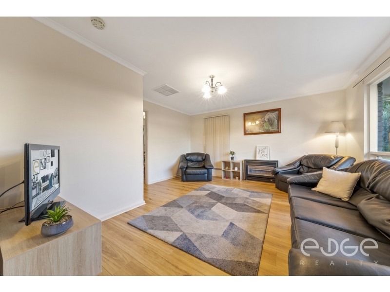 19 Maughan Avenue, Redwood Park SA 5097