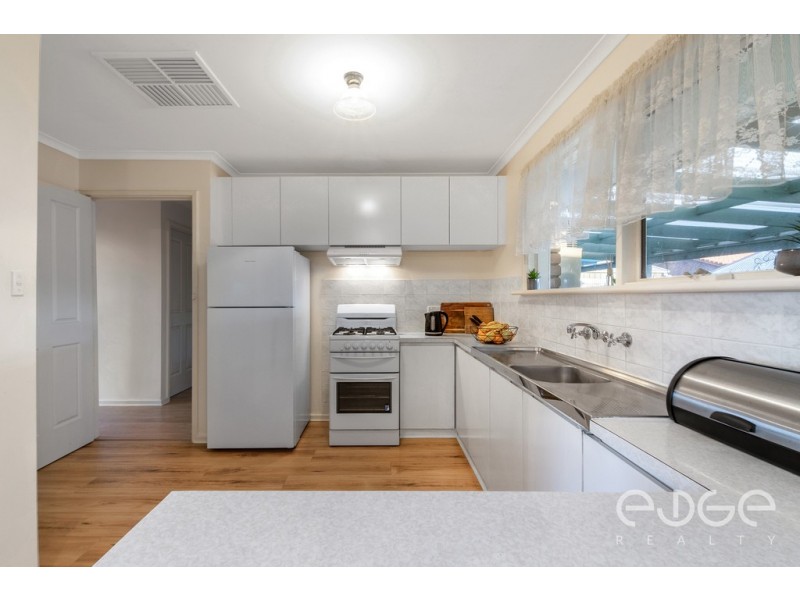19 Maughan Avenue, Redwood Park SA 5097