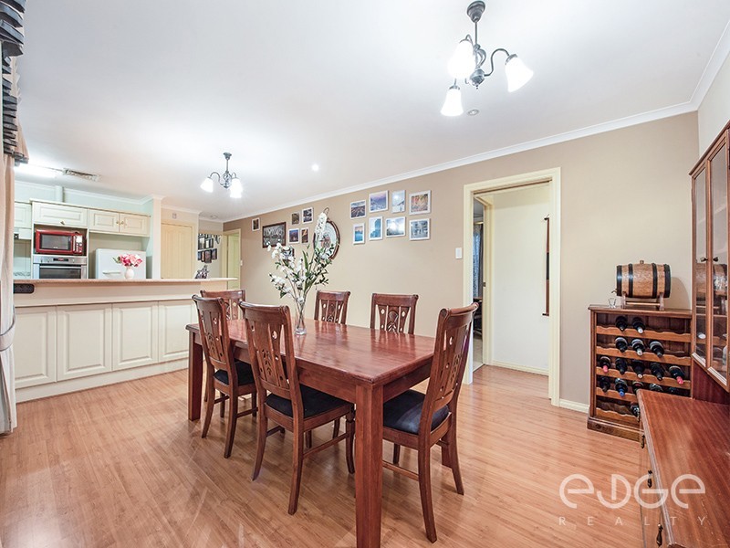 16 Witt Way, Evanston Park SA 5116