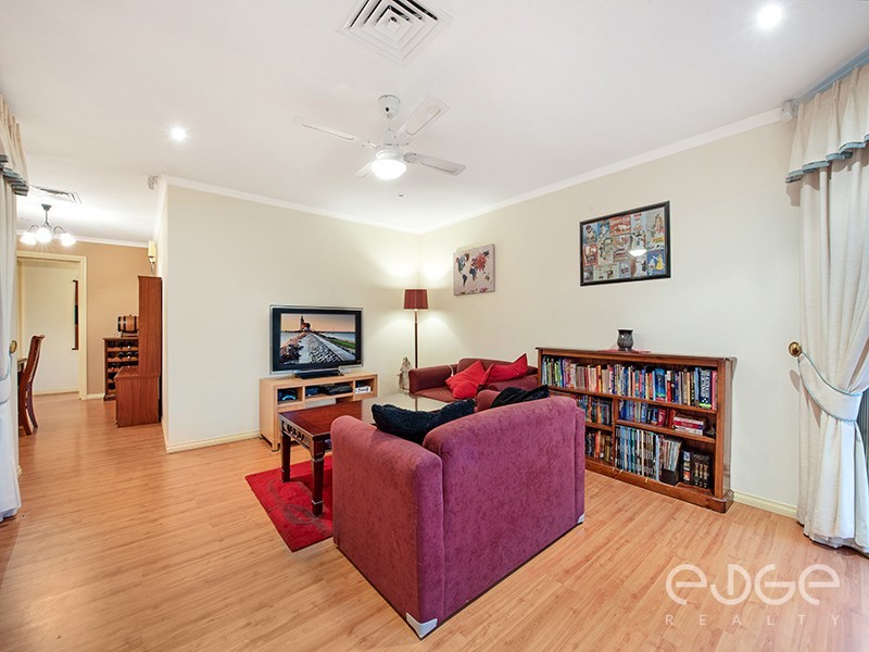 16 Witt Way, Evanston Park SA 5116