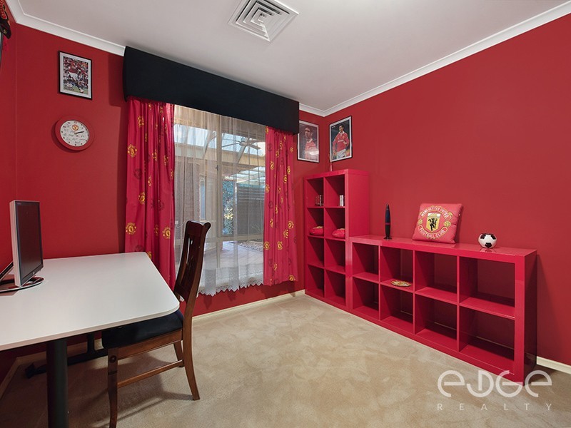 16 Witt Way, Evanston Park SA 5116