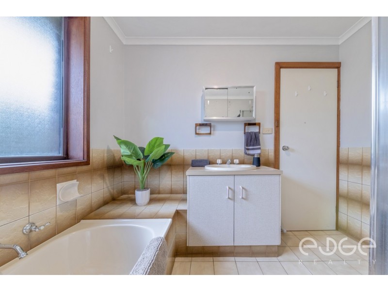 2 Yule Court, Parafield Gardens SA 5107