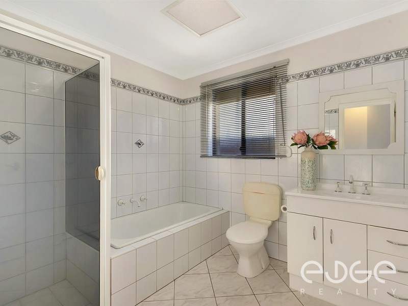 10 Ingham Way, Salisbury Heights SA 5109