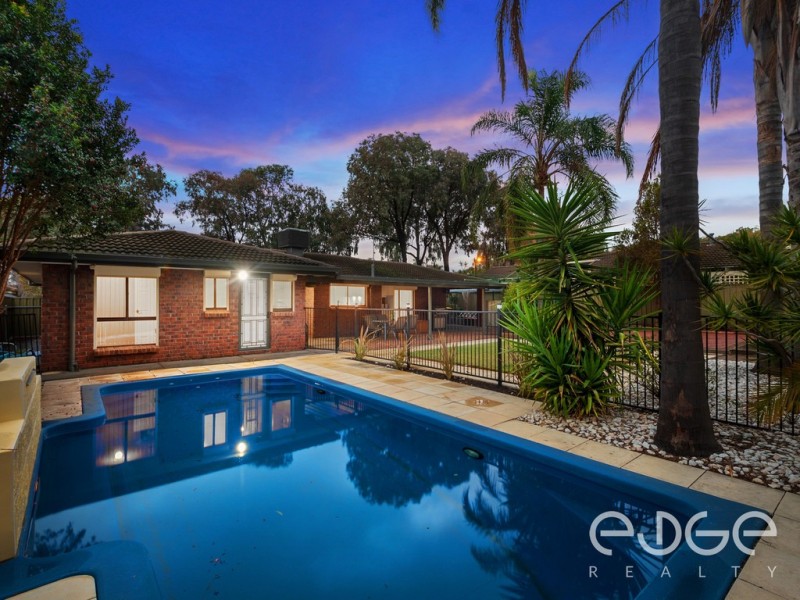 10 Ingham Way, Salisbury Heights SA 5109