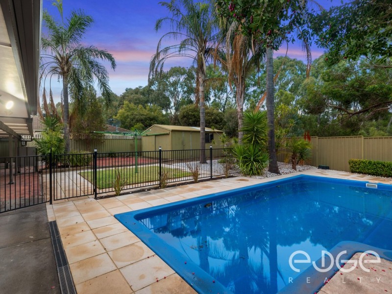 10 Ingham Way, Salisbury Heights SA 5109