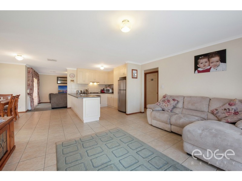 6 Burwood Road, Munno Para West SA 5115