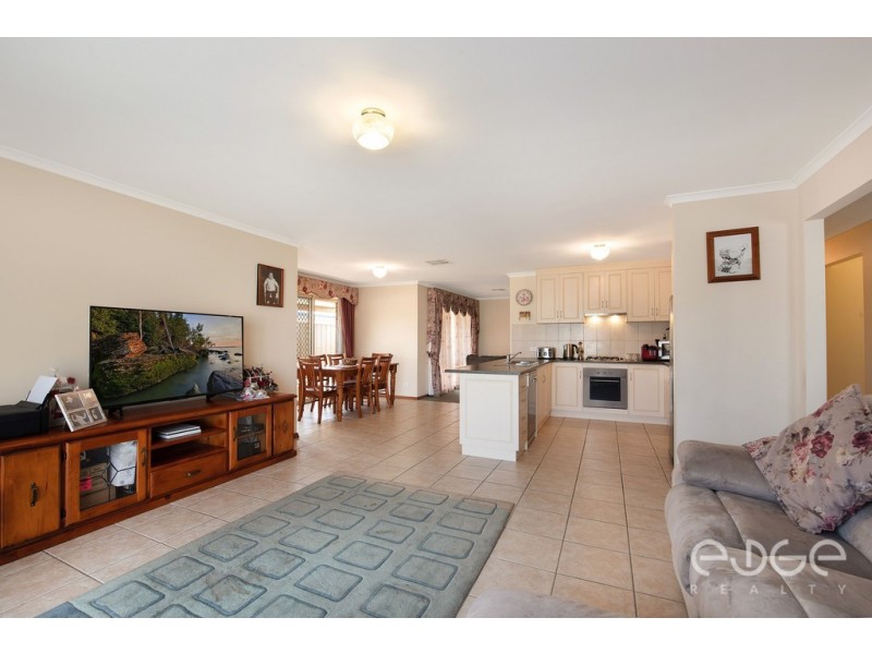 6 Burwood Road, Munno Para West SA 5115