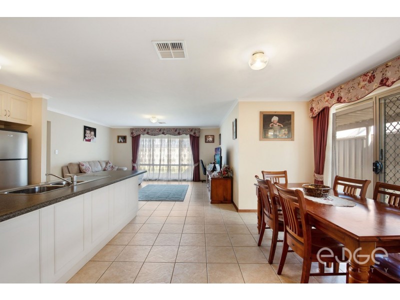 6 Burwood Road, Munno Para West SA 5115