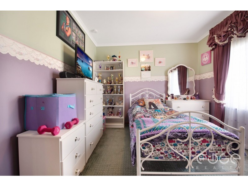 6 Burwood Road, Munno Para West SA 5115