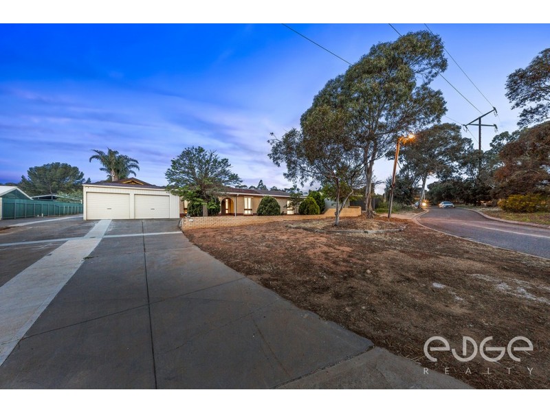 2 Granada Avenue, Gulfview Heights SA 5096