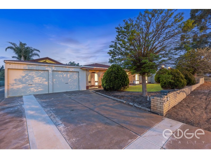 2 Granada Avenue, Gulfview Heights SA 5096