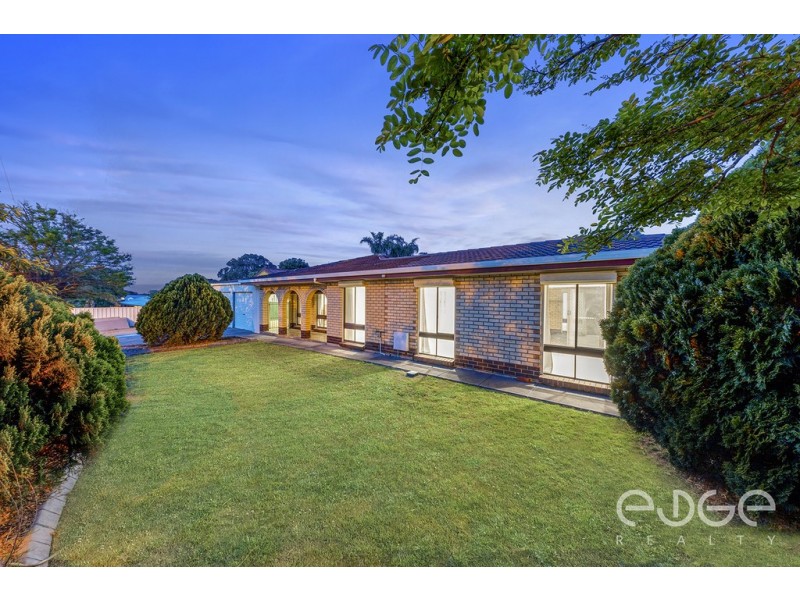 2 Granada Avenue, Gulfview Heights SA 5096