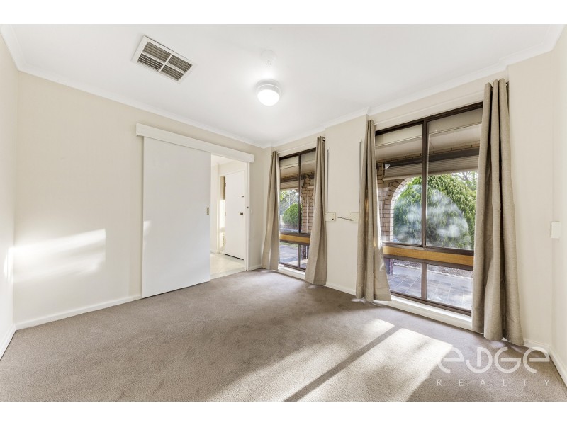 2 Granada Avenue, Gulfview Heights SA 5096
