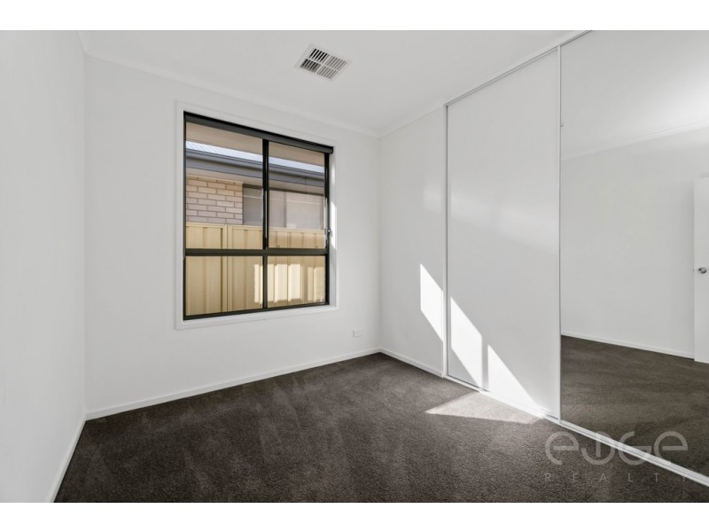 8 Oxford Avenue, Salisbury Heights SA 5109