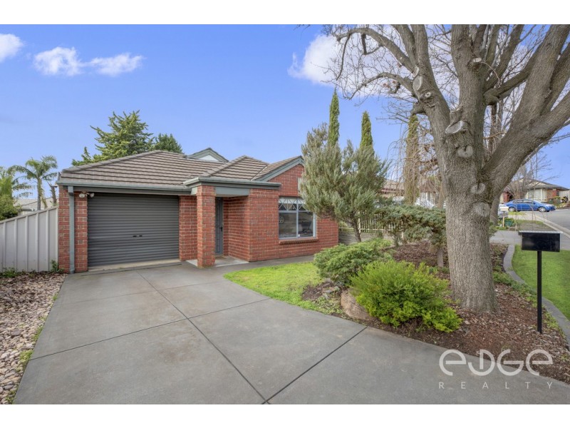 4 Amadeus Court, Greenwith SA 5125