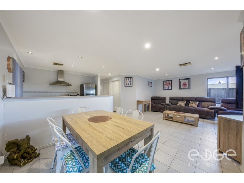 4 Amadeus Court, Greenwith SA 5125