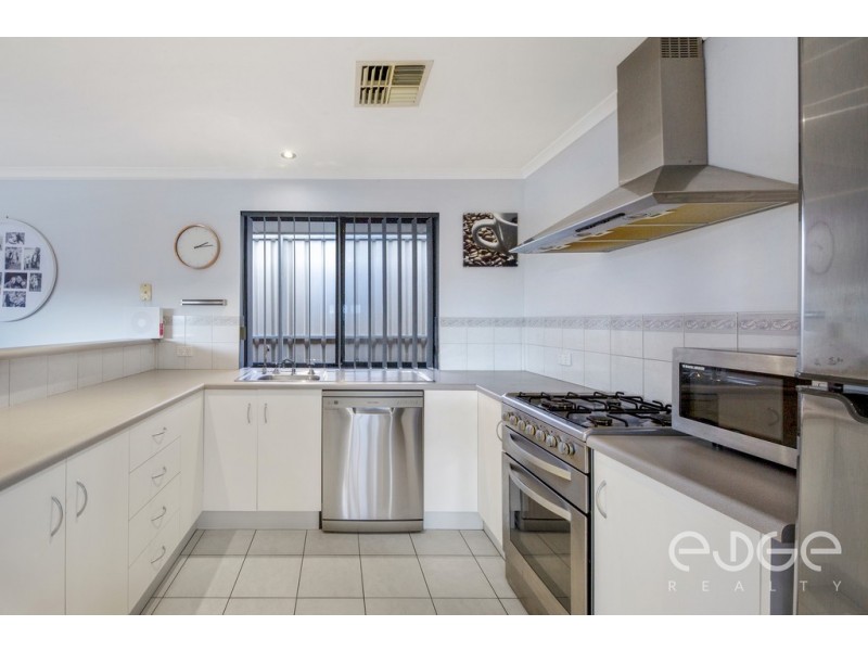 4 Amadeus Court, Greenwith SA 5125