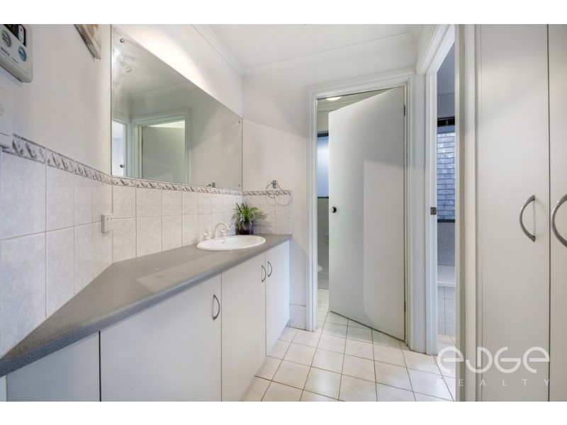 4 Amadeus Court, Greenwith SA 5125