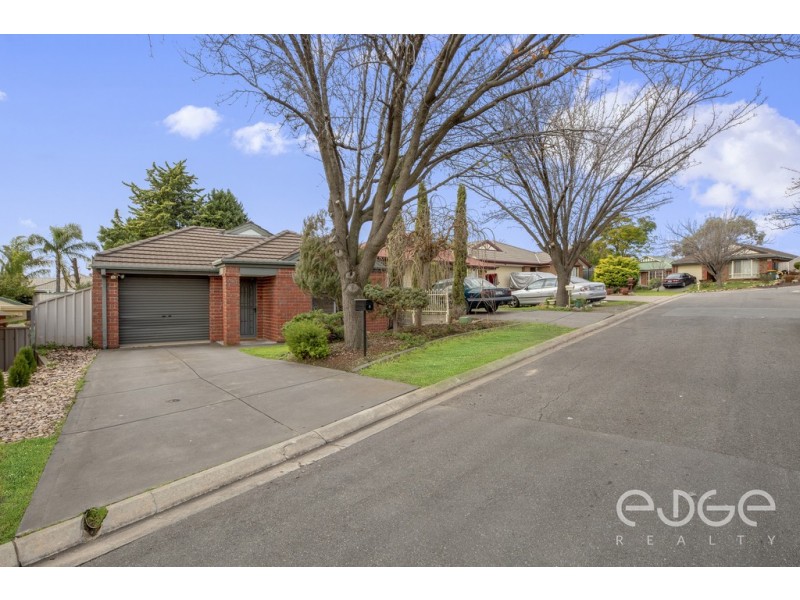 4 Amadeus Court, Greenwith SA 5125