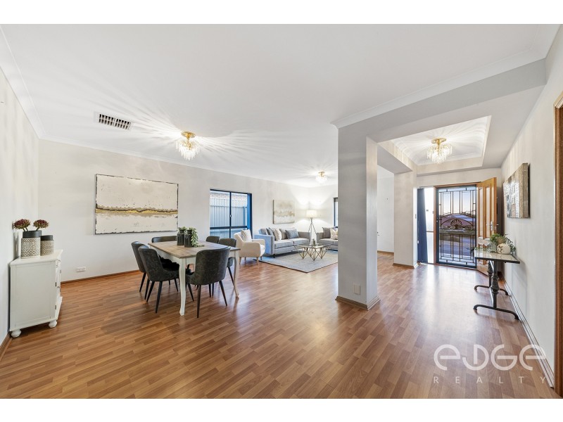 17 Falcon Crescent, Blakeview SA 5114