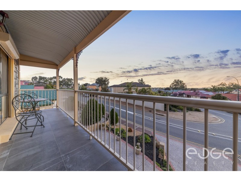 17 Falcon Crescent, Blakeview SA 5114