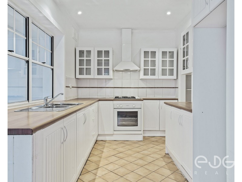 2 Far View Crescent, Ridgehaven SA 5097