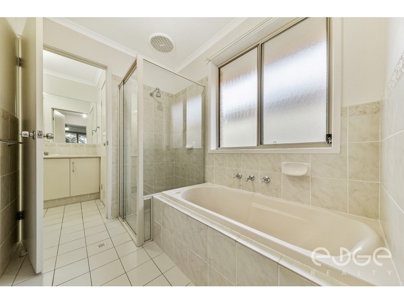 10 Martinwood Close, Burton SA 5110