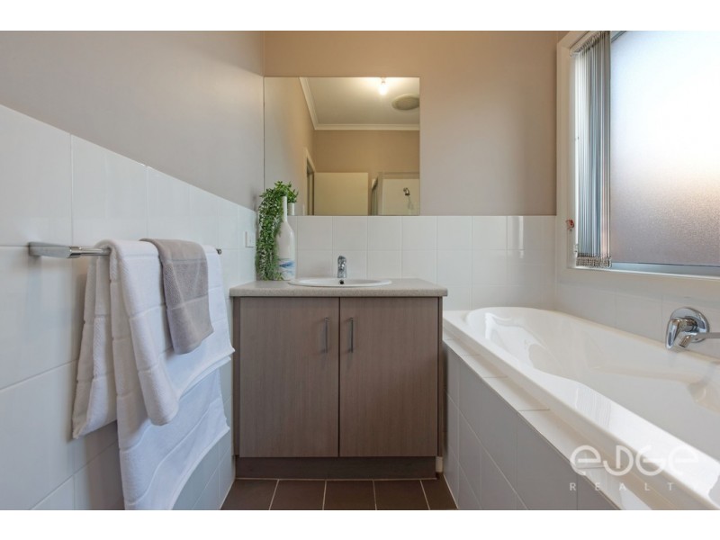 55 Bristol Terrace, Hillcrest SA 5086