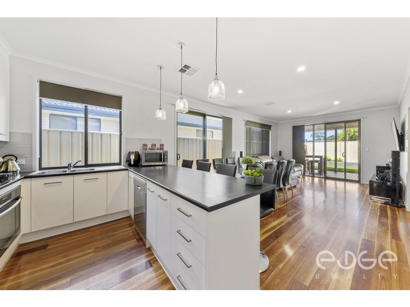 43 Cherry Avenue, Direk SA 5110