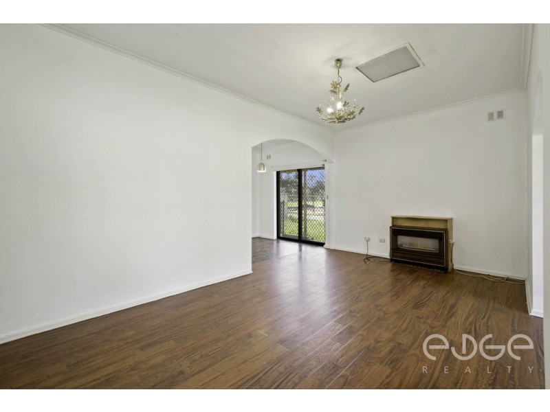 2 Burdett Street, Elizabeth Grove SA 5112