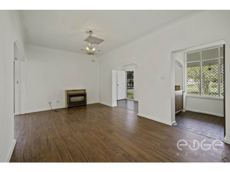 2 Burdett Street, Elizabeth Grove SA 5112