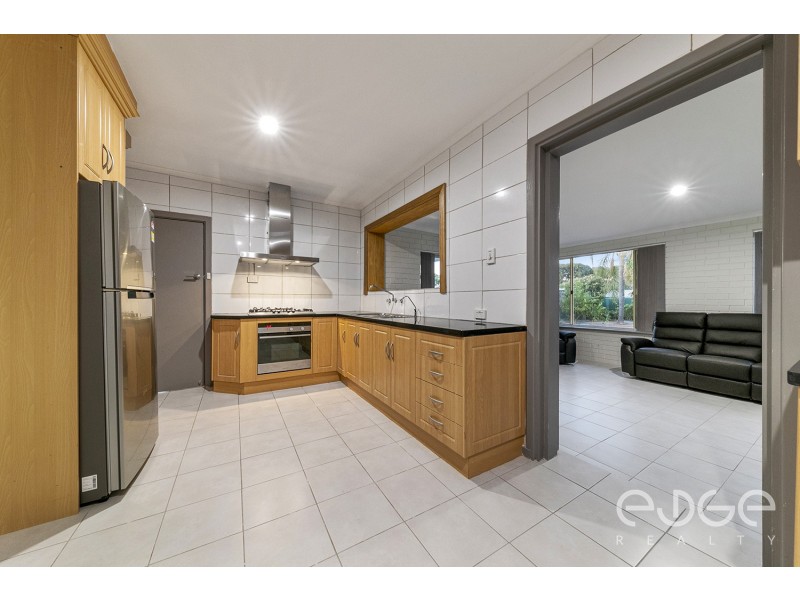 22 Penner Crescent, Para Hills SA 5096