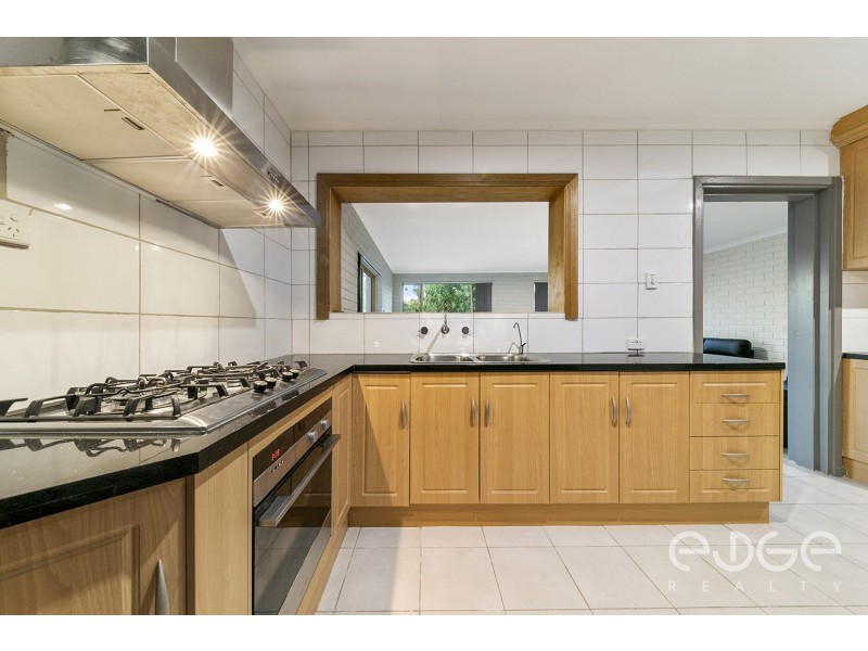 22 Penner Crescent, Para Hills SA 5096