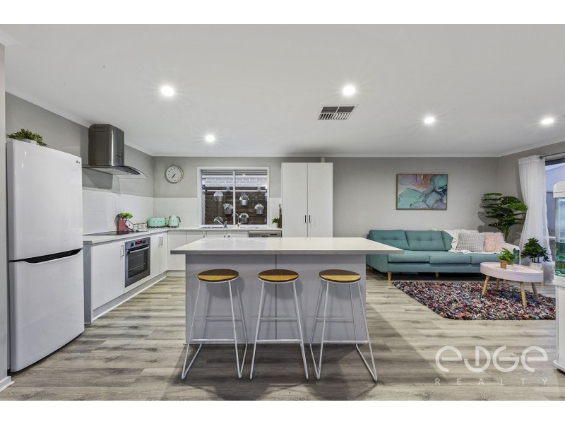 24 Carbone Drive, Munno Para West SA 5115