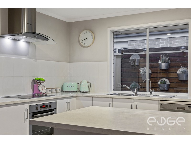 24 Carbone Drive, Munno Para West SA 5115