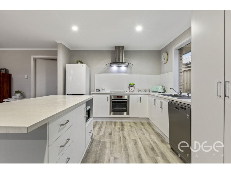 24 Carbone Drive, Munno Para West SA 5115
