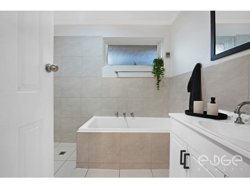 559 Yatala Vale Road, Fairview Park SA 5126