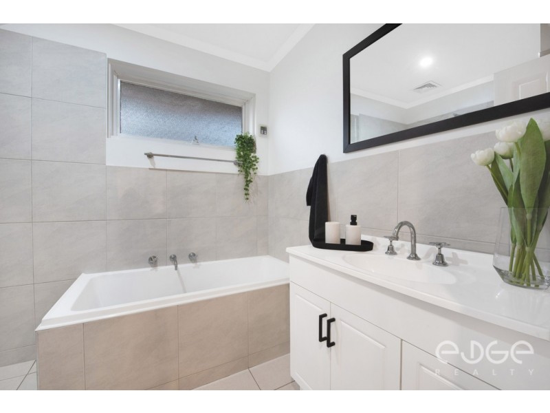 559 Yatala Vale Road, Fairview Park SA 5126