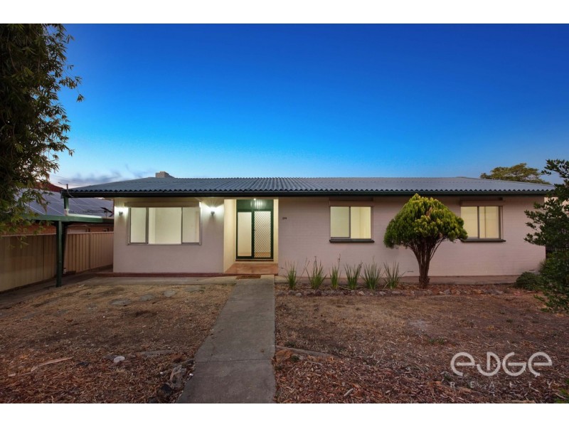 394 Wright Road, Para Vista SA 5093