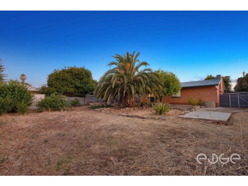 394 Wright Road, Para Vista SA 5093